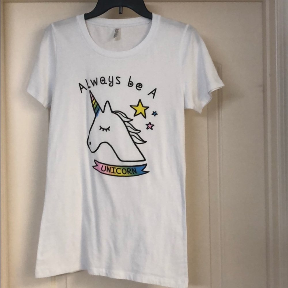 NWOT- Short sleeve tee with unicorn print
